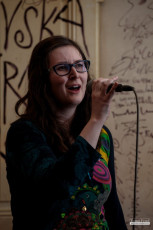 Vystoupení zpěváků v pražské Salmovské literární kavárně - 24.4.2016