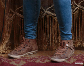 Vystoupení zpěváků v pražské Salmovské literární kavárně - 24.4.2016