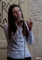 Vystoupení zpěváků v pražské Salmovské literární kavárně - 24.4.2016