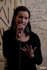 Vystoupení zpěváků v pražské Salmovské literární kavárně - 24.4.2016