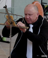 Májový koncert sborů Sagitta a Song Ladies v ambitu plasského kláštera.