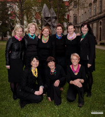 Májový koncert sborů Sagitta a Song Ladies v ambitu plasského kláštera.