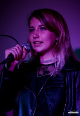 Odvážná pěvecká i kostýmní vystoupení na pohádkové Inventuře písní.