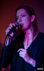 Odvážná pěvecká i kostýmní vystoupení na pohádkové Inventuře písní.