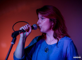 Odvážná pěvecká i kostýmní vystoupení na pohádkové Inventuře písní.