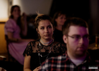 Odvážná pěvecká i kostýmní vystoupení na pohádkové Inventuře písní.