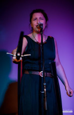 Odvážná pěvecká i kostýmní vystoupení na pohádkové Inventuře písní.